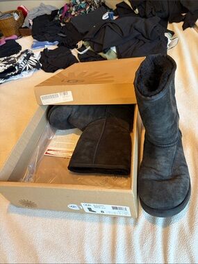 UGG Black Short Suede Boots with Shearling Lining